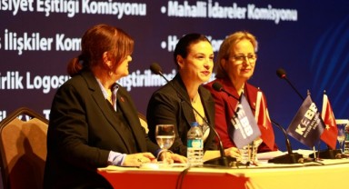 Başkan Sengel Kıyı Ege’den Seslendi: Bu Topraklar Dimdik Ayakta Duranların Topraklarıdır