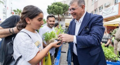 Başkan Tugay: Yerel tohumumuzun ölmesine izin vermeyeceğiz