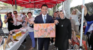 Bayraklı’da üreten kadınlar el sanatlarını sergiledi