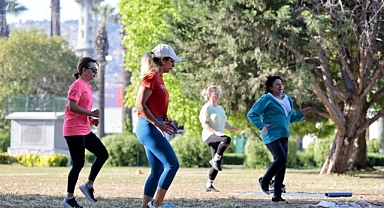 Konak'ta açık havada spor keyfi başladı
