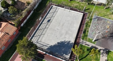 Konak’tan Yenidoğan Parkı’na modern saha
