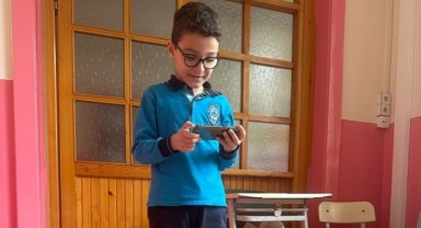 Menderes Alpaslan İlkokulu'nda Harezmi Eğitimi ile Farkındalık ve Teknoloji Buluştu