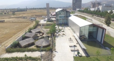 Uluslararası Bornova Tarih ve Kültür Sempozyumu 22-23 Mayıs’ta Yeşilova Höyüğü’nde