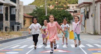 Buca Belediyesi’nden çocuklara özel yeni yaşam alanları