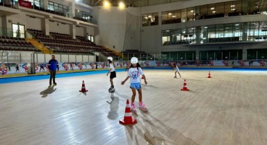 Buz Sporları Salonu'nda tekerlekli paten eğitimi başlıyor