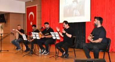 Çiğli’de Ahmed Arif’e vefa: Şiirlerle, türkülerle anıldı