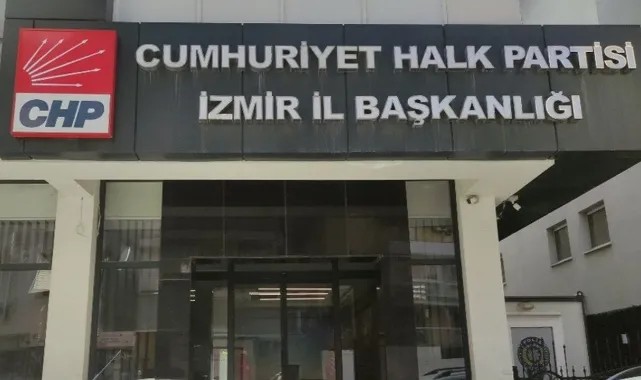 Gündem işten çıkarma: İlçe başkanları kazan kaldırıyor!