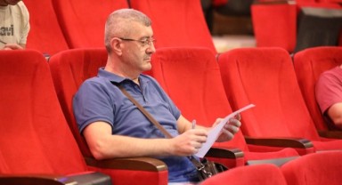 İşim Menderes Yüzleri Güldürdü