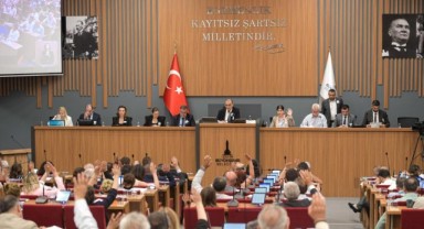 İzmir Büyükşehir Belediyesi Meclisi'nde merhum başkan Ferdi Zeyrek anıldı