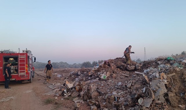 İzmir İtfaiyesi son 48 saatte 220 yangına müdahale etti