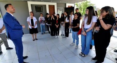 Ömer Eşki öğrencilere Kıbrıs’ı anlattı