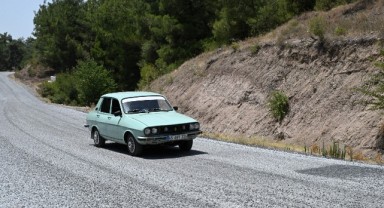 Büyükşehir’den Akhisar ve Turgutlu’ya 22 Kilometrelik Yol Çalışması
