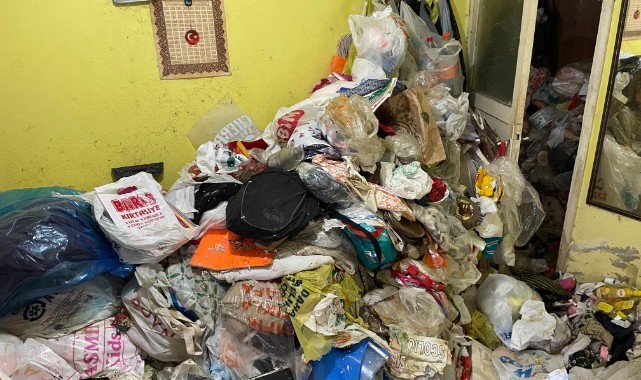 Çöp ev temizlendi, yedi yıllık kabus son buldu