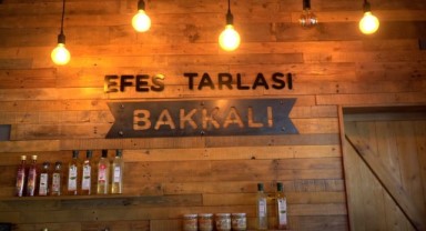 Efes Tarlası Bakkalı Yerli Üretimin Kalbi Olmaya Devam Ediyor