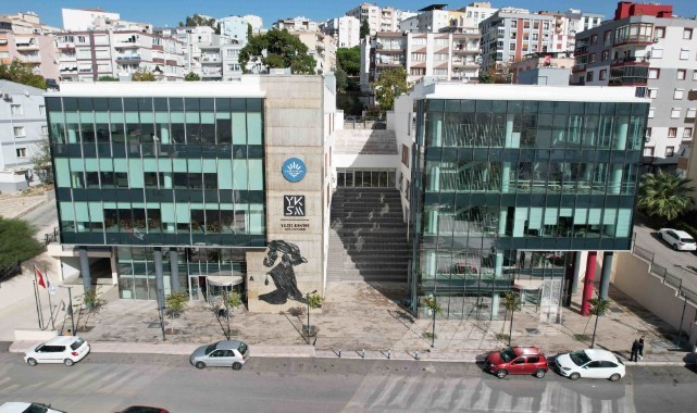 Karabağlar’da Yaz Tatili, Bilim, Sanat ve Eğlenceyle Dolu Dolu Geçiyor