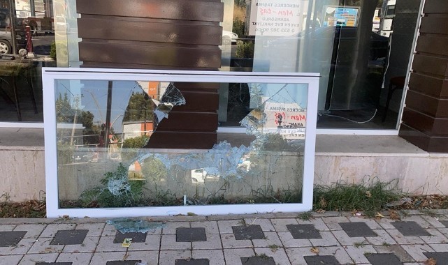 Menderes’te Hizmete Çirkin Saldırı