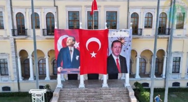 Vali’den posterli paylaşım: CHP İzmir'den ‘Atatürk yoksa biz de yokuz’ kararı!