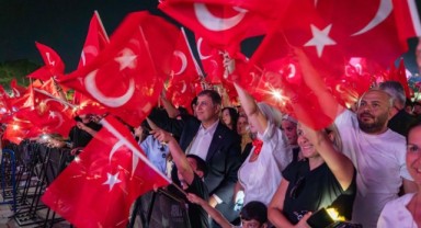 94. İEF’de 30 Ağustos’a yakışan gece