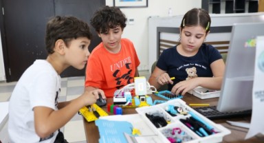 Buca’da robotik kodlama eğitimine büyük ilgi
