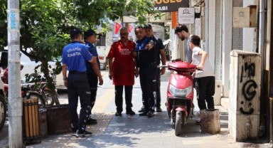 Büyükşehir’den Ahmetli’de Kaldırım İşgallerine Denetim