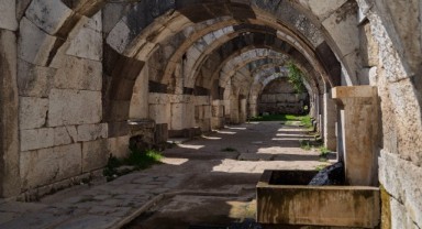 Büyükşehir’den Smyrna Antik Kenti’ne “tarihi destek”