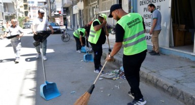 Her gün iki mahallede derinlemesine temizlik