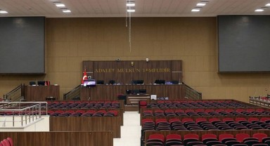 İzmir Büyükşehir Belediyesi'ne yönelik 2 iddianame daha kabul edildi