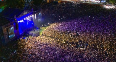 İzmir Enternasyonal Fuarı’nda sanat, müzik ve eğlence dolu geceler