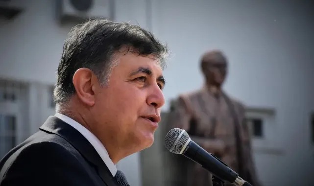 “İzmir için Erdoğan’la da bakanlarla da görüşürüm” dedi: Takım tutar gibi parti tutulmaması lazım!