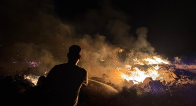 İzmir İtfaiyesi Buca'da başlayıp Gaziemir'e ulaşan yangına karşı siper oldu