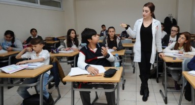 Karşıyaka'da 12. sınıf ve mezun öğrenciler için başvuru sınavı açılıyor