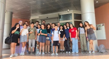Minik kaşifler Bornova’da bilimin izinde