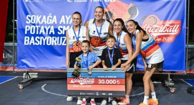 3x3 Streetball İzmir Cup 2025’te ödüller sahiplerini buldu