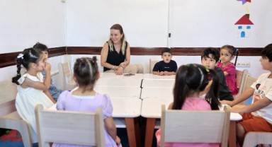 Başkan Mutlu, Oyun Evi’nin minikleriyle buluştu