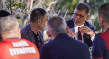 Başkan Tugay İtfaiye Haftası’nda itfaiye personeli ile buluştu