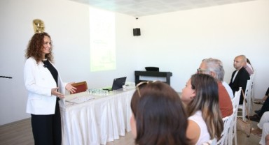 Başkan Ünsal: Geleceği gençlerle birlikte inşa edeceğiz