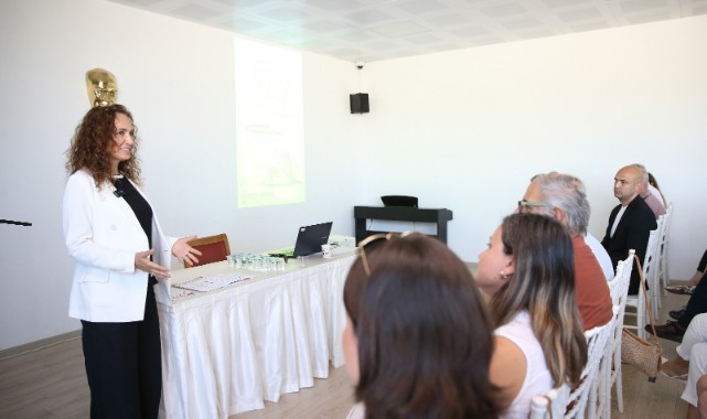 Başkan Ünsal: Geleceği gençlerle birlikte inşa edeceğiz