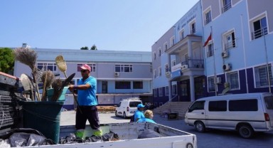 Çeşme Belediyesi’nden Yeni Eğitim-Öğretim Yılı Öncesi Büyük Temizlik