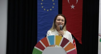 Gençler iklim eylemi için Konak’ta zirve yaptı