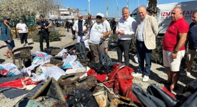 Urla'da kıyı ve deniz temizliği yapıldı