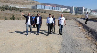 Başkan Önal Mahallelerde projeleri inceledi, vatandaşlarla buluştu