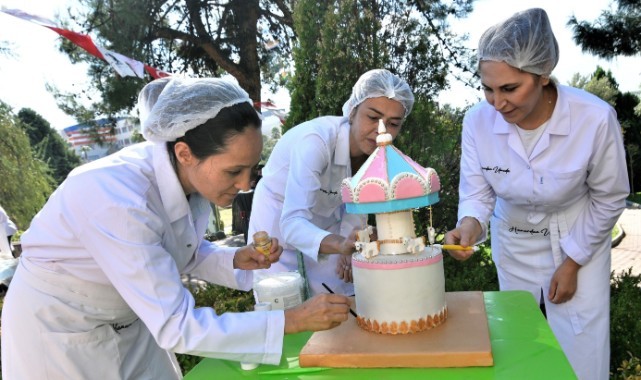 Bornova Belediyesi’nden istihdama tatlı dokunuş