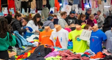 Bostanlı Tekstil Günleri projesine Kent A.Ş. işçilerinden destek