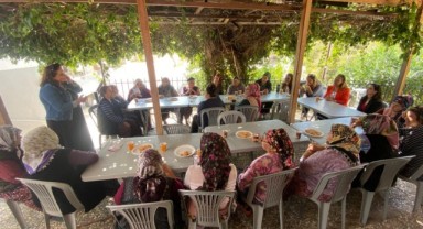 Karşıyaka’da mahalle mahalle kadın dayanışması!