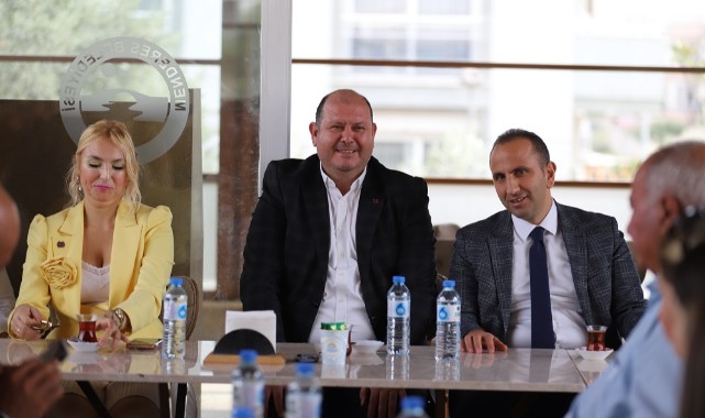 Menderes'te Muhtarlar Günü Kutlandı