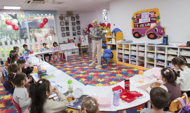 Buca Belediyesi’nden ilçenin miniklerine diş sağlığı eğitimi