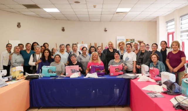 Bucalı kadınların emeği öğrencilere burs oldu