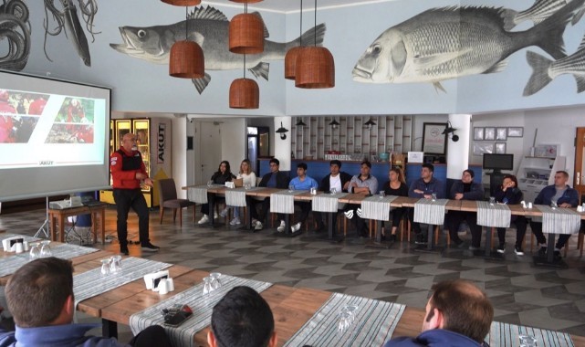 Çeşme Belediyesi ve AKUT’tan ÇEŞTUR personeline afet bilinci eğitimi