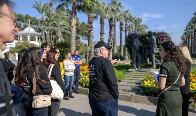 İzmir Büyükşehir Belediyesi “Kent Denetçileri” dönemini başlattı 