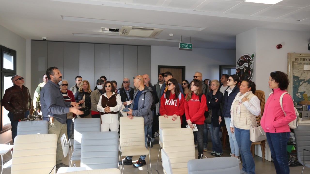 İzmirli Turist Rehberlerinden Efes Tarlası Yaşam Köyü’ne Eğitim Ziyareti